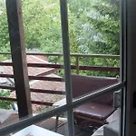 Gonzo Guest house 2*