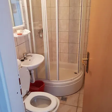 Gonzo Guest house