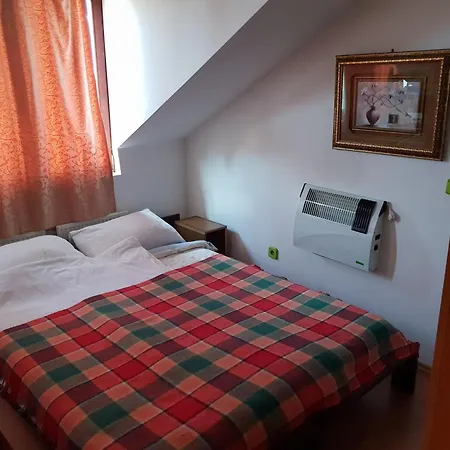 Gonzo Guest house