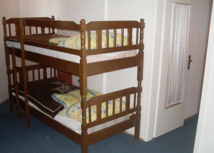 Gonzo Guest house 2*